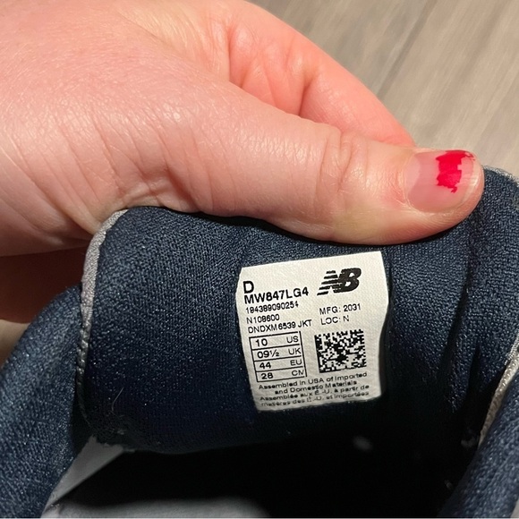 New Balance Mens 847 Grey Blue Red Running Sneakers Size 10 D Wide - Picture 6 of 9